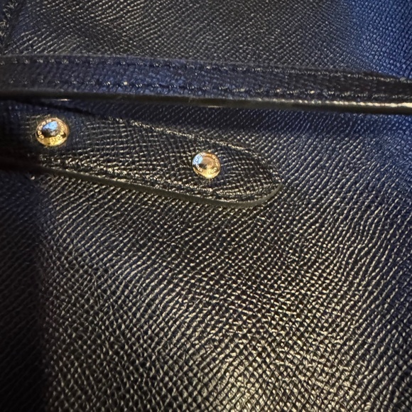 Coach Women's Crossgrain Leather City Zip Tote (B1723-F58846) Used condition - Picture 6 of 9